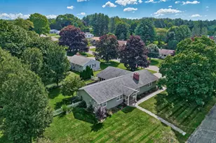 2 Lynn Ave, Plymouth, CT 06786 - Photo 4