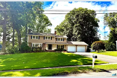 4 Autumn Lane, Plainville, CT 06062 - Photo 2
