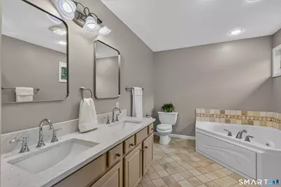 32 Deer Meadow, Tolland, CT 06084 - Photo 18