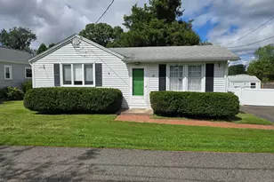 18 Dorothy Rd, Westbrook, CT 06498 - Photo 2