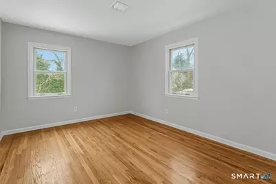 85 Burwood Avenue, Stamford, CT 06902 - Photo 32