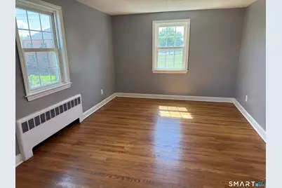 618 Willard Avenue, Newington, CT 06111 - Photo 12