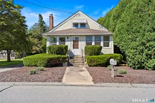 632 Vauxhall Street Ext., Waterford, CT 06385 - Photo 1