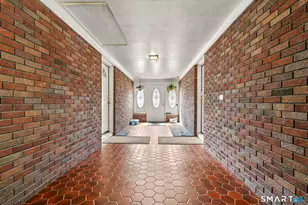 66 Goff St, Waterbury, CT 06704 - Photo 4