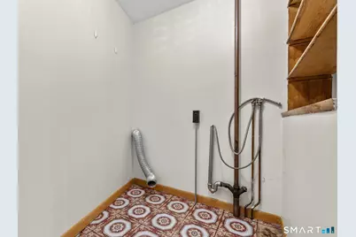 66 Goff Street, Waterbury, CT 06704 - Photo 22