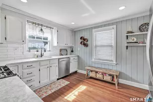 31 Clover St, West Haven, CT 06516 - Photo 24