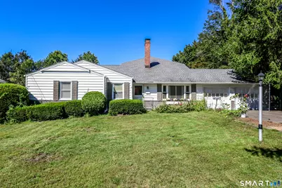 124 Chestnut Hill Road, Trumbull, CT 06611 - Photo 1