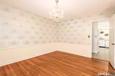 124 Chestnut Hill Road, Trumbull, CT 06611 - Photo 10