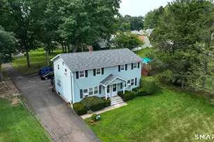 40 Kondracki Ln, Wallingford, CT 06492 - Photo 2