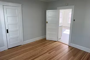 34 Beatty St, New Britain, CT 06051 - Photo 2