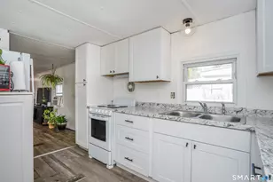 9 Main St, South Windsor, CT 06074 - Photo 4