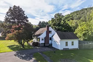 121 Hartford Rd, Simsbury, CT 06070 - Photo 30