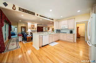 84 Links Way, Oxford, CT 06478 - Photo 22