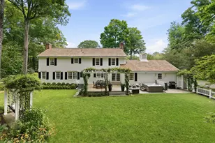3901 Redding Rd, Fairfield, CT 06824 - Photo 34