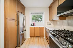 5 Danforth Ln, West Hartford, CT 06110 - Photo 6