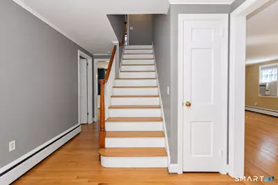 74 Spring Lane, West Hartford, CT 06107 - Photo 4