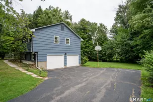 9 Maple Edge Dr, Bloomfield, CT 06002 - Photo 34