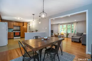 9 Maple Edge Dr, Bloomfield, CT 06002 - Photo 10