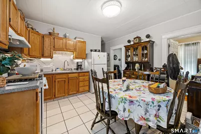 206 Chipman Street, Waterbury, CT 06708 - Photo 4