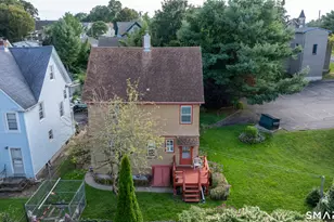17 Borodell Pl, New London, CT 06320 - Photo 34
