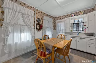 17 Borodell Pl, New London, CT 06320 - Photo 12