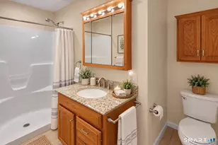 33 Hartman Ave, East Haven, CT 06512 - Photo 30