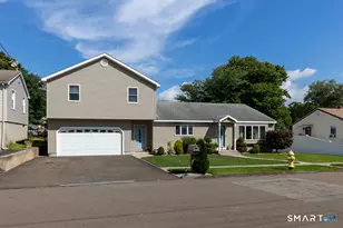 33 Hartman Ave, East Haven, CT 06512 - Photo 2