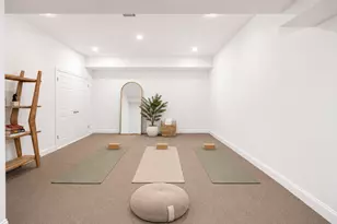 806 Hope St, Stamford, CT 06907 - Photo 14