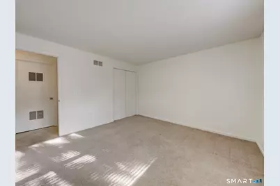 54 Oak Street #13, Middletown, CT 06457 - Photo 16