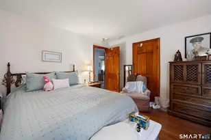 65 Roosevelt Ave, Stamford, CT 06902 - Photo 12