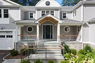 7 Bailiwick Rd, Greenwich, CT 06831 - Photo 2