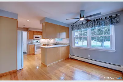 24 Canaan Way, Simsbury, CT 06070 - Photo 18