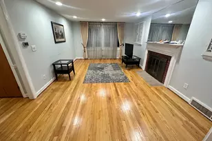 209 Somerset St, West Hartford, CT 06110 - Photo 2