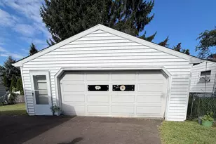 180 Portland St, New Haven, CT 06513 - Photo 2