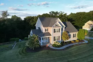 25 Mountain Top Pass, Burlington, CT 06013 - Photo 2