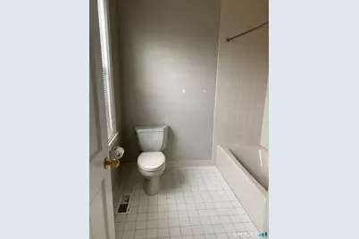 63 Congress Street #063B, Hartford, CT 06114 - Photo 10