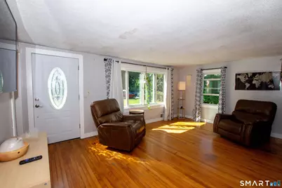 37 Lambert Drive, Norwich, CT 06360 - Photo 4