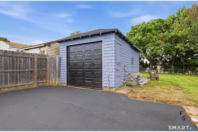 100 Austin Street, New Britain, CT 06051 - Photo 30