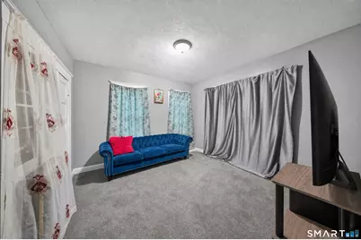 206 Clark Street, New Britain, CT 06051 - Photo 4