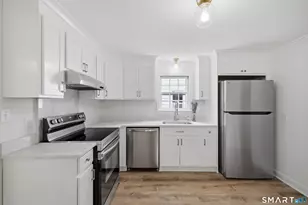 217 Penn Dr, West Hartford, CT 06119 - Photo 16