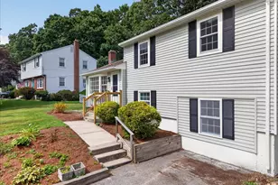 161 Ridgewood Dr, Groton, CT 06355 - Photo 2