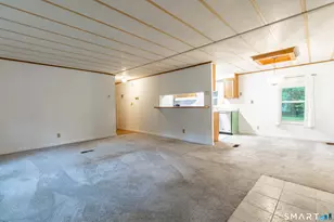 112 Colchester Cmns, Colchester, CT 06415 - Photo 8