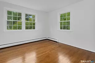 79 Robin Hood Rd, Stamford, CT 06907 - Photo 12