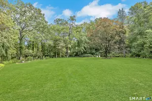 79 Robin Hood Rd, Stamford, CT 06907 - Photo 28
