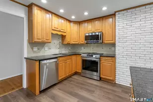 79 Robin Hood Rd, Stamford, CT 06907 - Photo 8