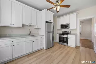 109 Post Rd, Fairfield, CT 06824 - Photo 2