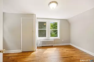 327 Steinmann Ave, Middlebury, CT 06762 - Photo 18