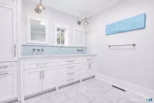 8 Rowayton Ave, Norwalk, CT 06853 - Photo 16