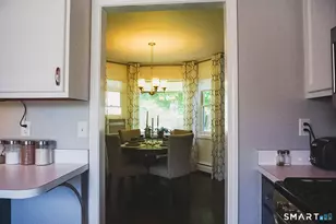 46 Clarence Ct, Middletown, CT 06457 - Photo 12