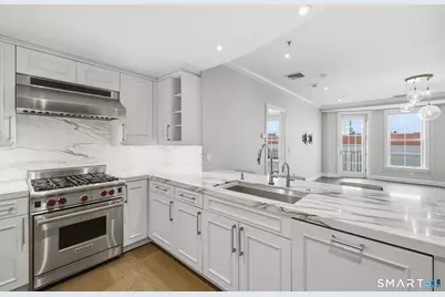 85 Memorial Road #411, West Hartford, CT 06107 - Photo 20